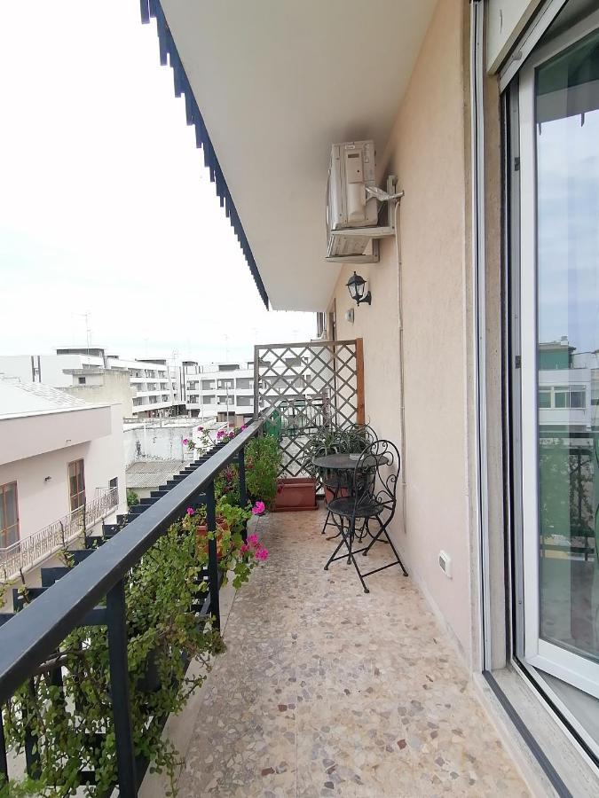 Il Barone Rosso B&B Lecce Exterior foto