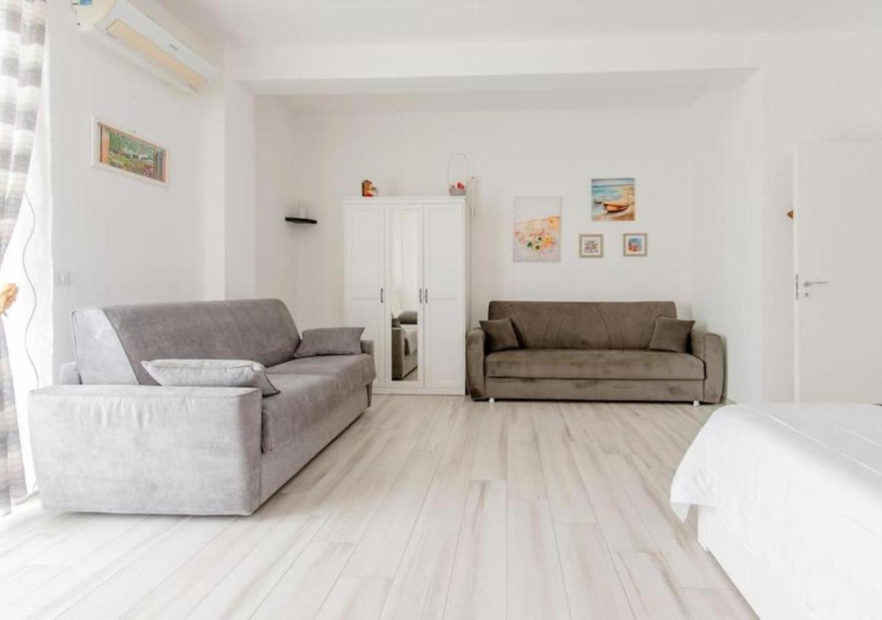 Il Barone Rosso B&B Lecce Exterior foto